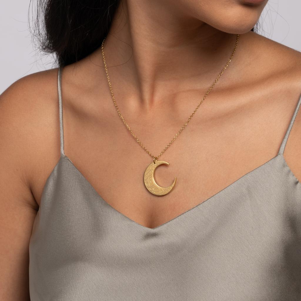 Crescent Pendant Islam Ramadan Kareem