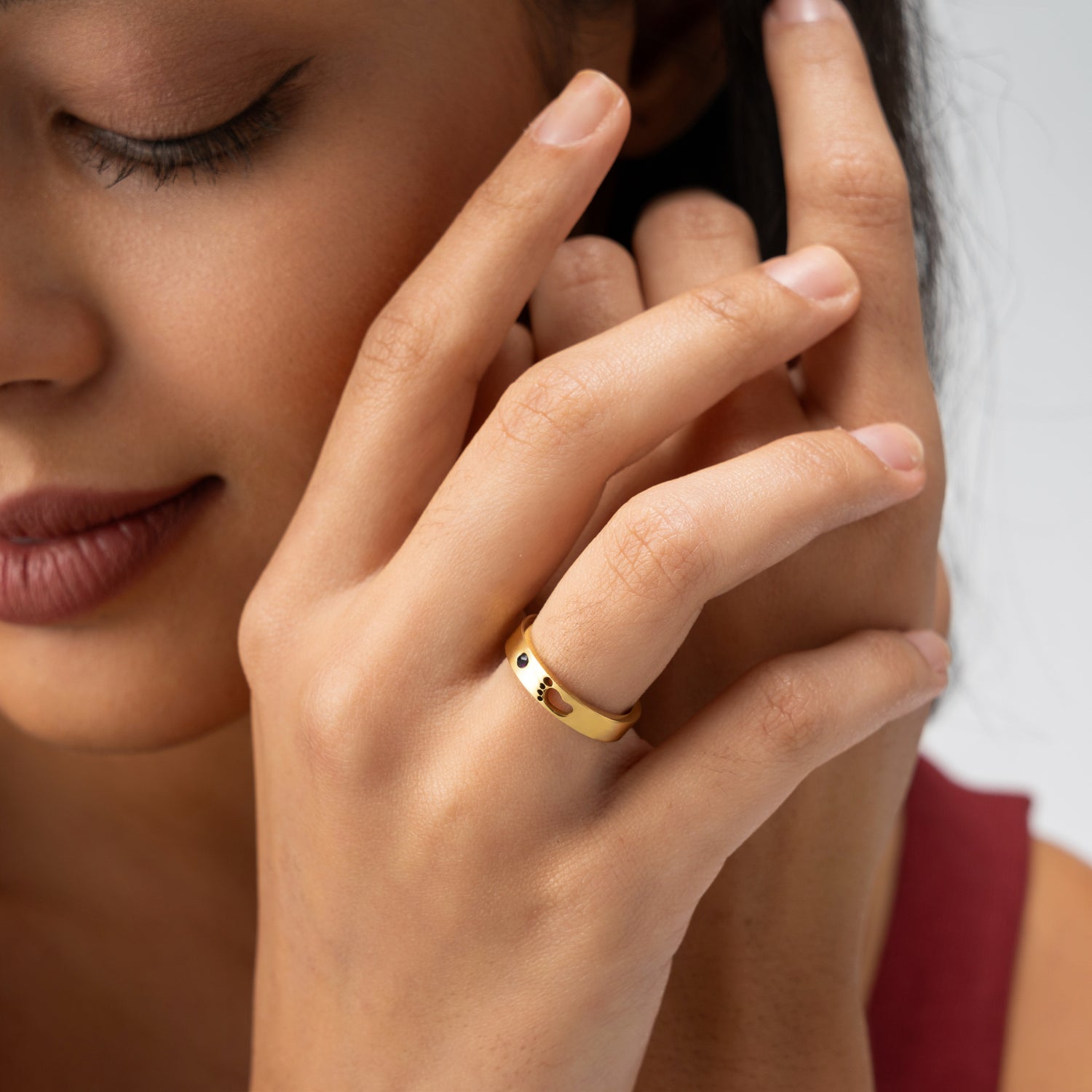 Personalised Engraved Ring – Name, Footprint & Birthstone